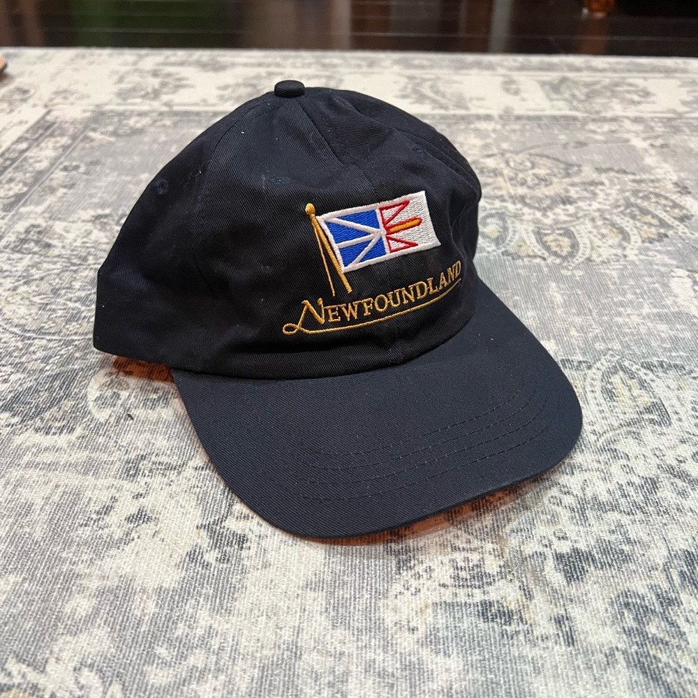 Vintage Newfoundland Black hat